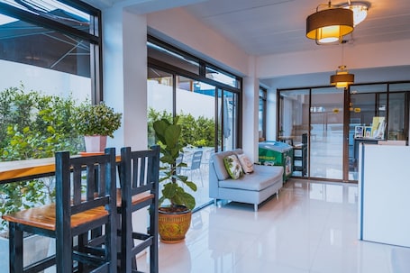 Sala de estar en el lobby