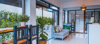 Malizon Hotel & Residences