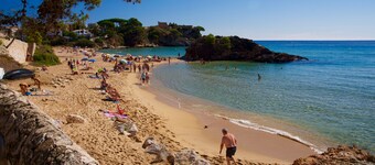 Luksuriøs privat villa, oppvarmet evighetsbasseng, boblebad og badstu med havutsikt