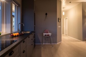 House, 3 Bedrooms | Private kitchen | Fridge, oven, stovetop, dishwasher