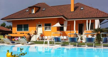 Prestigiosa villa con piscina privada, Valpolicella, cerca del lago de Garda