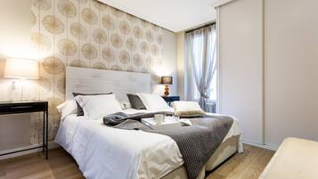 1 slaapkamer, een strijkplank/strijkijzer, gratis wifi, beddengoed