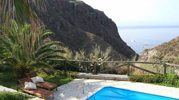 Piscina all'aperto