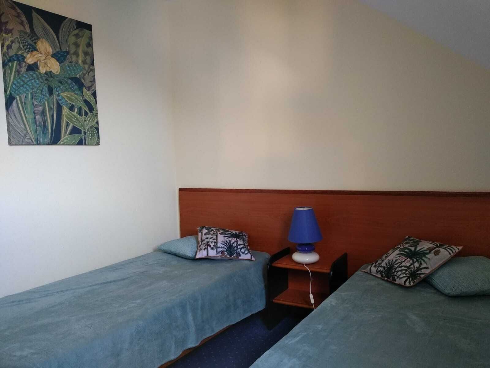 South Britany house with a heated swimming pool, facing golf of Saint Laurent, at 7 kms from beaches and Carnac