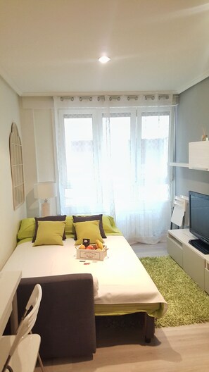 1 bedroom, WiFi, bed sheets, wheelchair access