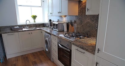 Old Surgery, tastefully decorated, spotless and comfortable