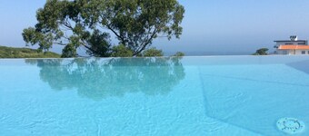 Neue moderne Villa (8 Personen) mit Meerblick und privatem Pool, in der Nähe von Nazaré