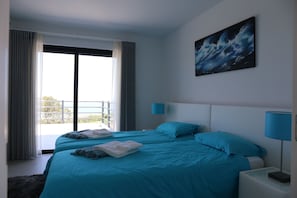 4 soverom, strykejern/-brett, reiseseng for barn og wi-fi (inkludert)