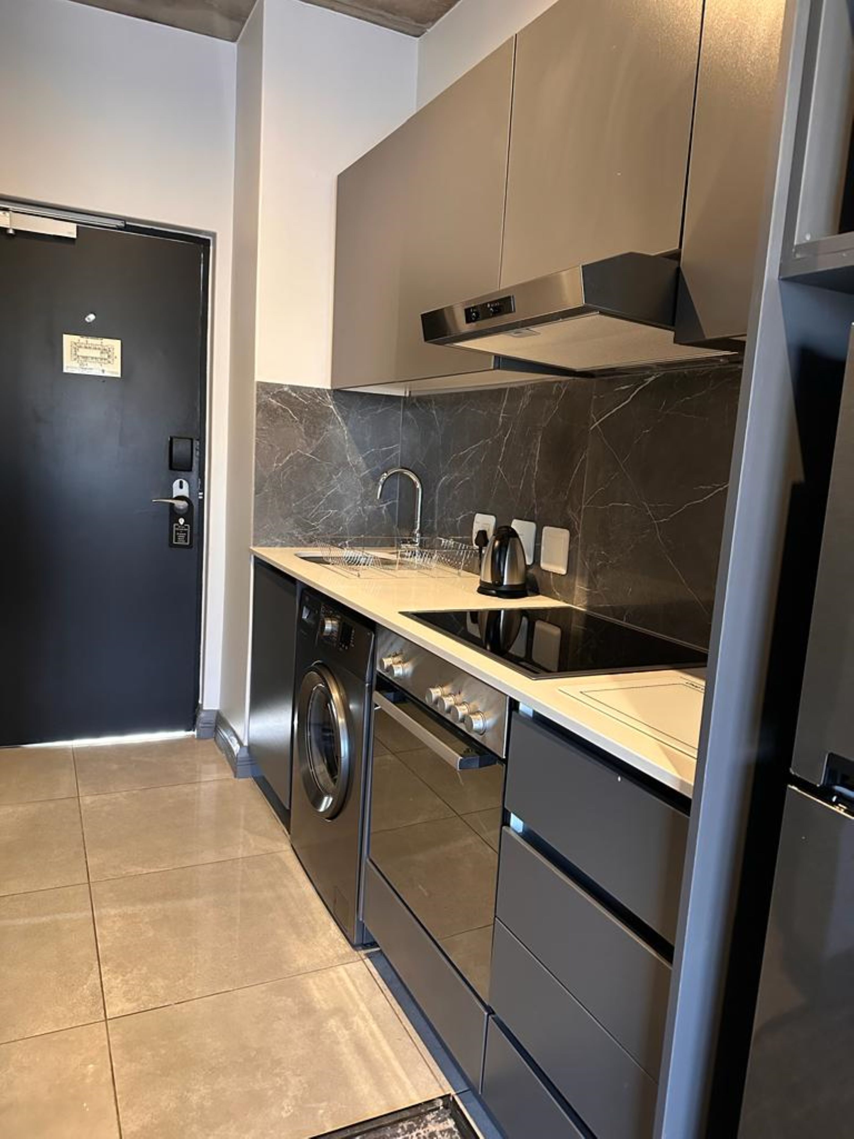 studio, 1 king bed, accessible | private kitchen | coffee/tea maker, electric kettle