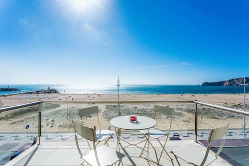 Apartamento T3  Nazaré para Férias (Frente Mar AL)