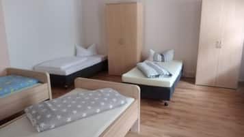 Free WiFi, bed sheets