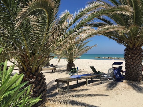 Villetta in residential area a few steps from the sea