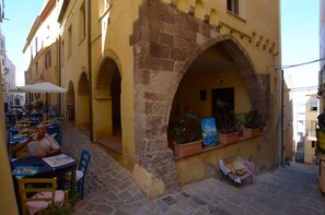 Outdoor dining - House / Villa - Castelsardo (Castelsardo)