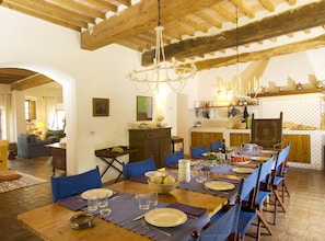 Dining - Much loved seaside rental home for 8/10 in stunning unspoilt Tuscany.  (Populonia, Piombino)