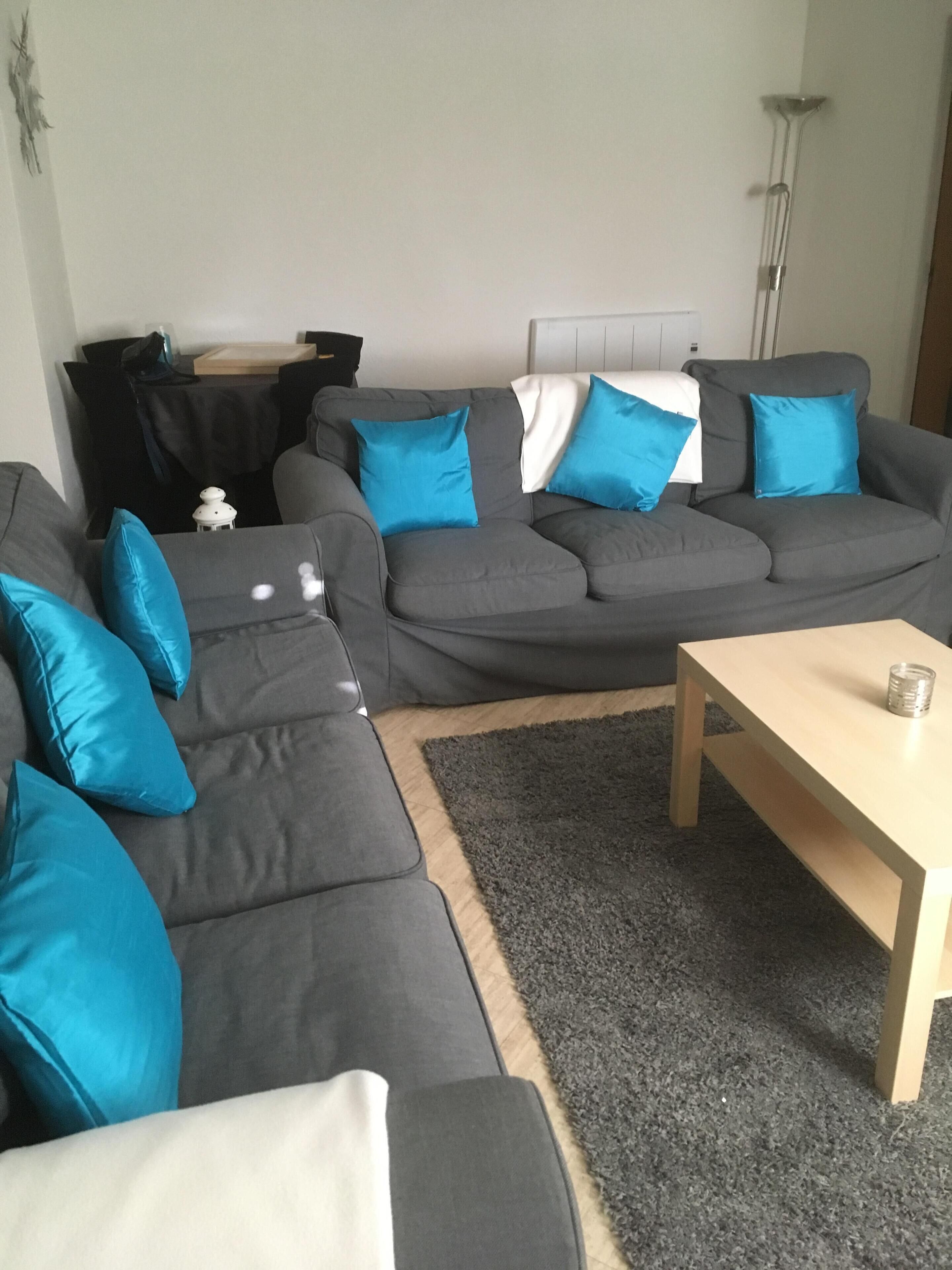 2 Bedroomed Apartment Overlooking Communal Pool with WiFi