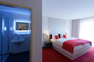 Comfort Double Room, Terrace, Annex Building (Neugebäude) | Desk, soundproofing, rollaway beds, free WiFi