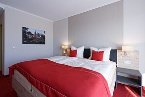 Desk, soundproofing, rollaway beds, free WiFi - Hotel Stadt Magdeburg (Perleberg)