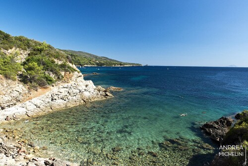 VILLA 50 Meter Meer entfernt, privat Garten, Parkplatz, Klimaanlage, 5G-Internet