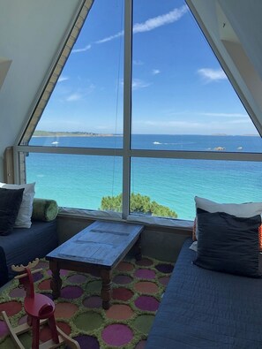 4 camere, ferro/asse da stiro, culla da viaggio, Wi-Fi gratuito