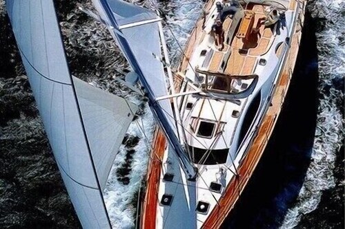 CROISIÈRES AUX CYCLADES ET À DODECANESE EN BATEAU À VOILE avec skipper et chef