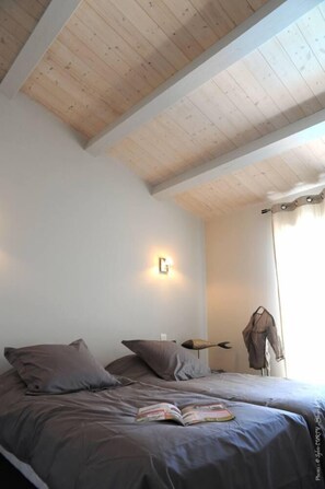 4 bedrooms, iron/ironing board, travel crib, WiFi