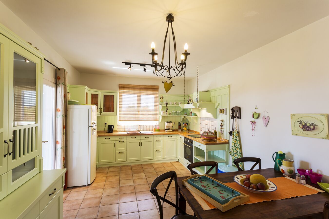 Aeolos Villa, Traditional Sea View Villa with Private Pool, 200m from the beach