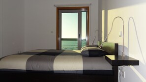 2 bedrooms, memory foam beds, iron/ironing board, free WiFi