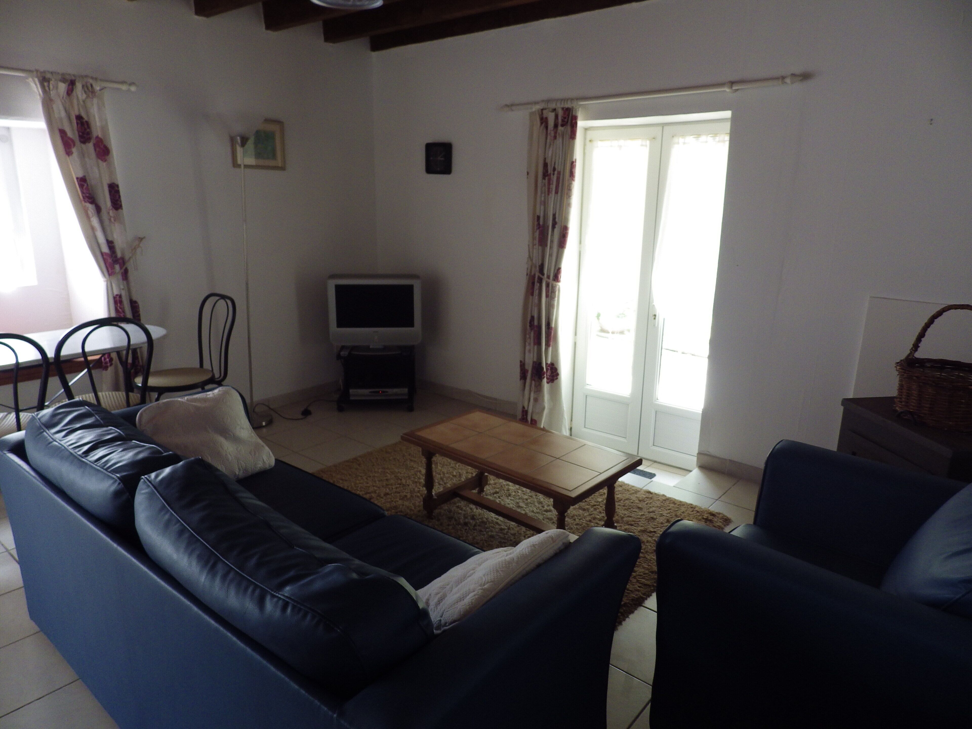 Petit Cerisier (1 Bedroom - sleeps 4)