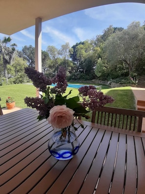 Terrace/patio - Airy house. Private swimming pool. Sea view. (Begur)