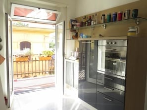 Interior - Bright, spacious, terraces, one step from the sea, high-speed wifi, Cinqueterre (Sestri Levante)