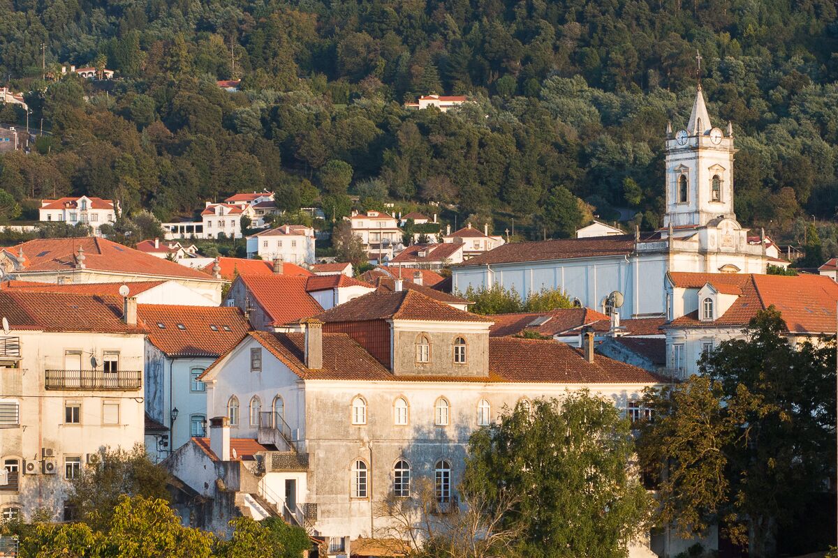 LOUSÃ VARANDA'S HOUSE - Cherry Room