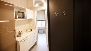 Luxury Suite | Private kitchenette - Modern Home at Bacvice Beach (Split)