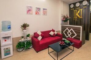 Reception - KorHan Apartment (Hanoi)