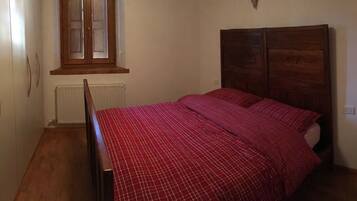 2 soverom og sengetøy