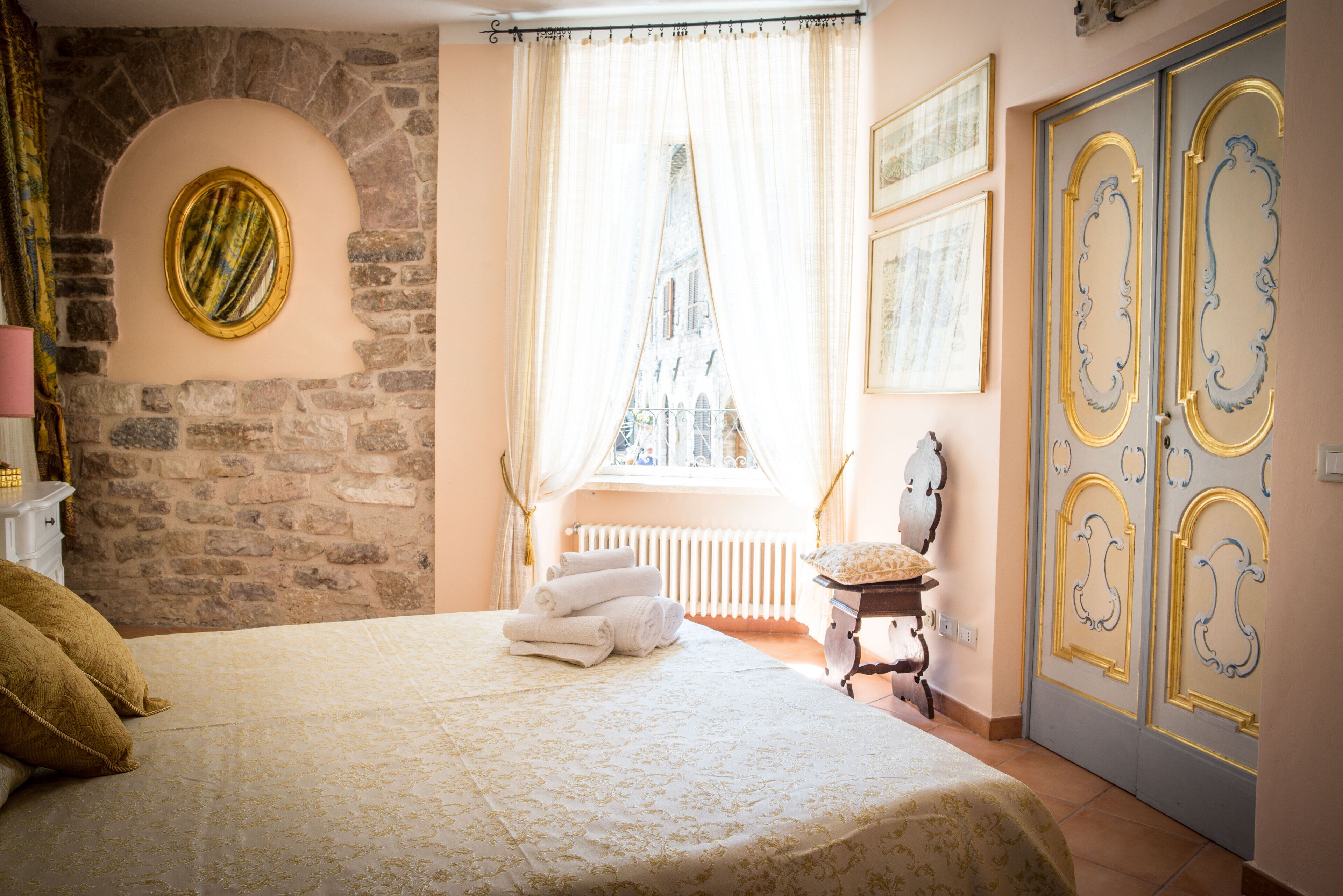 Apartment in the heart of Assisi overlooking the Cathedral