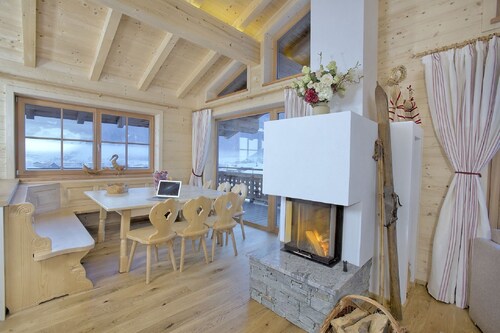 Modernes Familienchalet, Haustiere erlaubt, Sauna, Bergblick