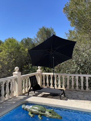 Property grounds - Villa with private swimming pool, very quiet location, beach 6 km, town 4 km (la font d'en carros)