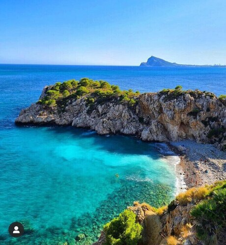 Villa with private swimming pool, very quiet location, beach 6 km, town 4 km