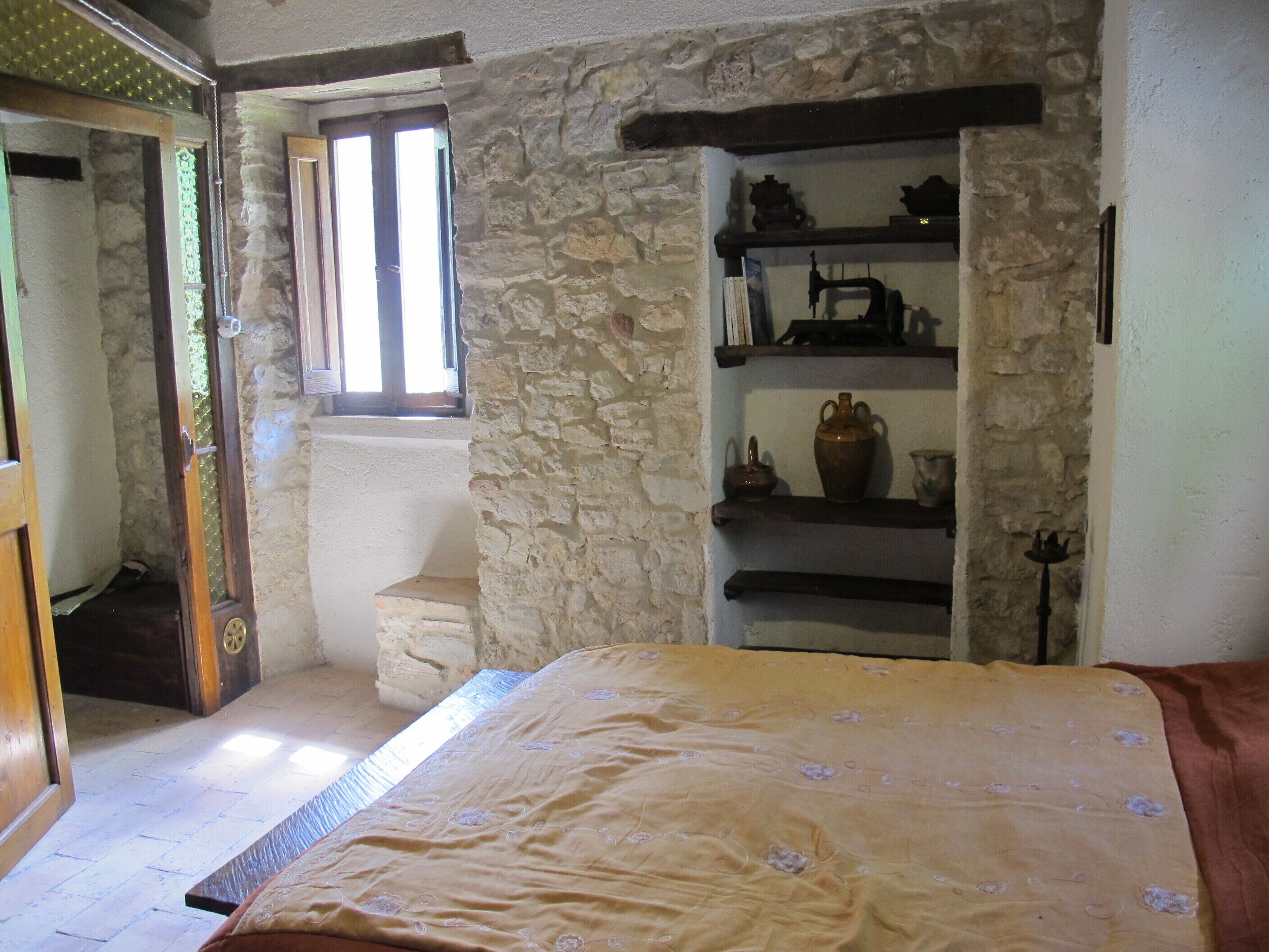 Old rural house with garden & SPA in the village of Valnerina
