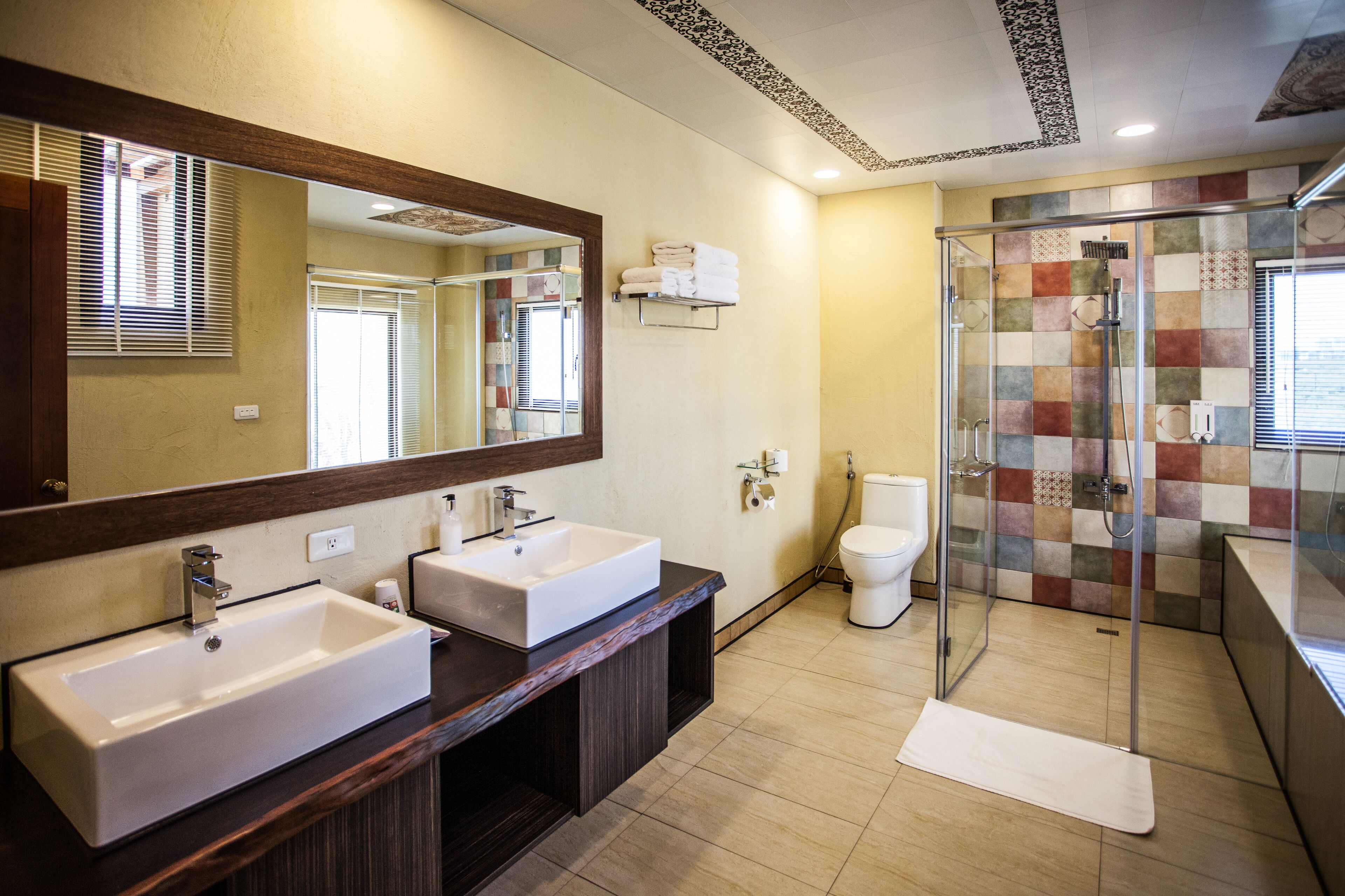 quadruple room, sea view | bathroom | free toiletries, hair dryer, slippers, towels