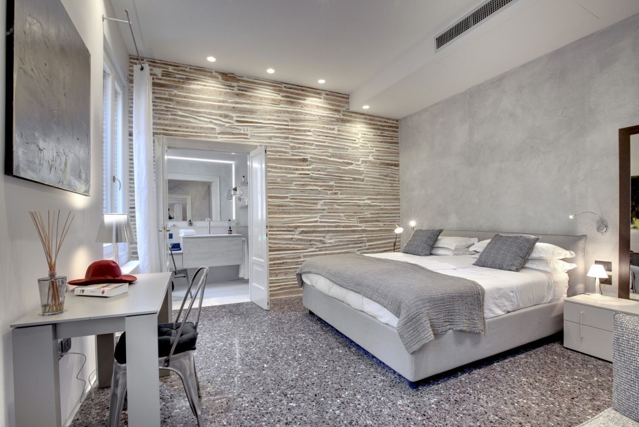 3 bedrooms, iron/ironing board, bed sheets