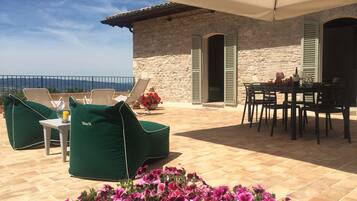 Ristorazione all'aperto