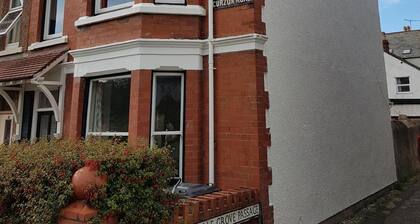 Victorian 6 bed in Llandudno. 2 minutes de la plage. Fb Craig-Y-Don Victorian 6bed