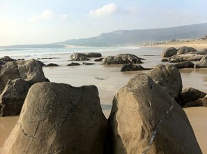 Nær stranden