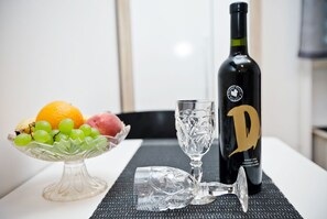 Studio | In-room dining