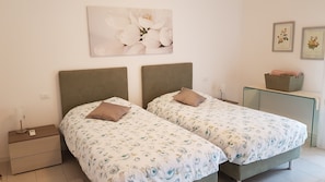 2 bedrooms, desk, soundproofing, iron/ironing board