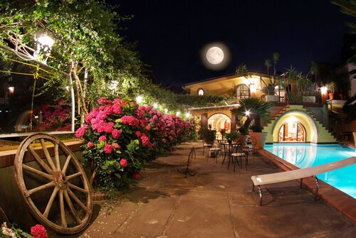 Villa Amalia – Historic Jewel of Amalfi Coast,  with Pool, Sauna & Tropical Park