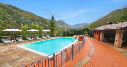 Cottage restauré avec amour avec piscine privée, 2Úme cuisine extérieure, vue imprenable