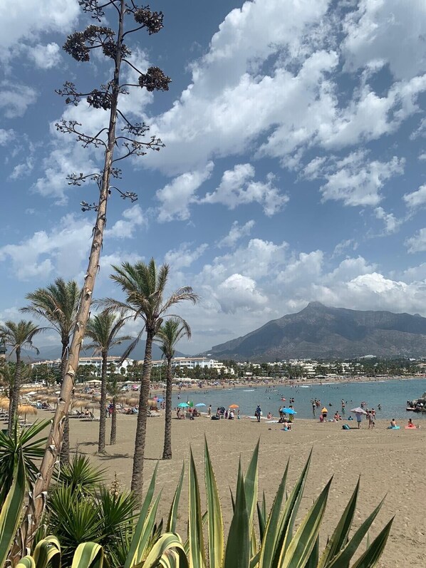 Sulla spiaggia