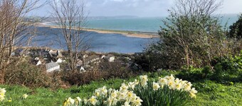 4 Bed Holiday House Near Sea; Soveplass til 8 